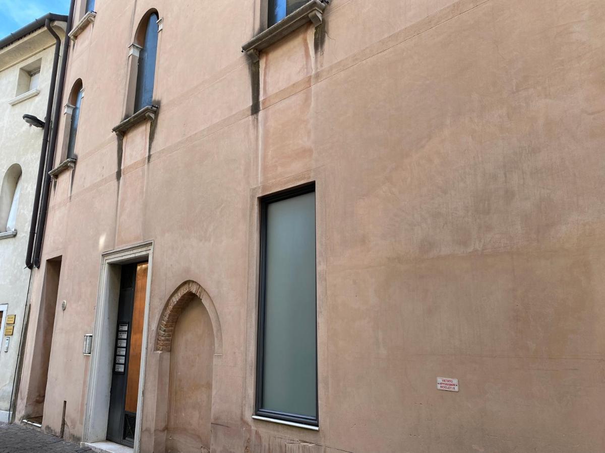 Santa Caterina: Charming Apartment Treviso Esterno foto