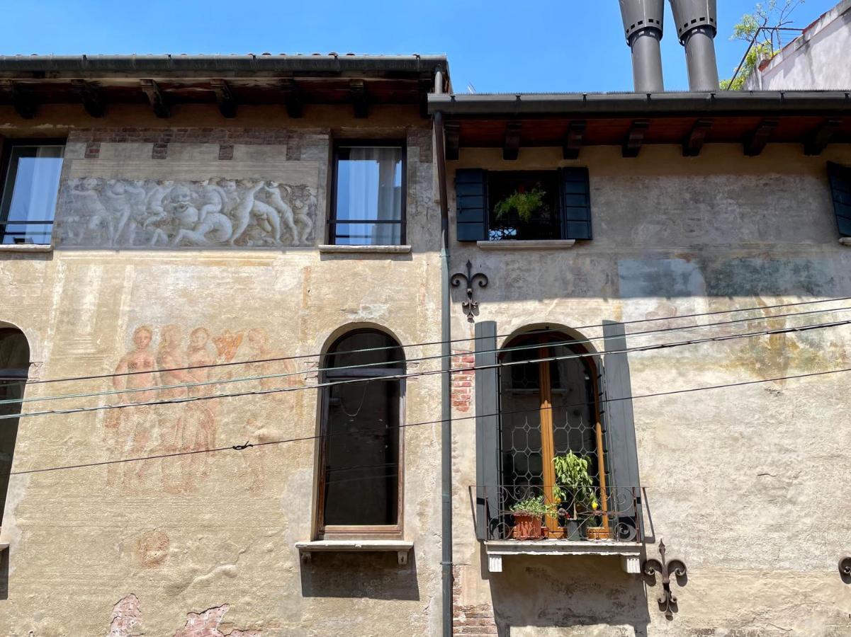 Santa Caterina: Charming Apartment Treviso Esterno foto