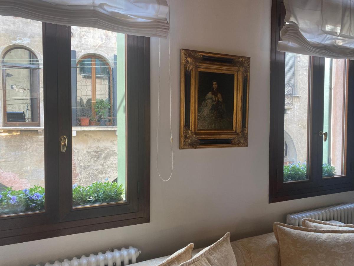 Santa Caterina: Charming Apartment Treviso Esterno foto