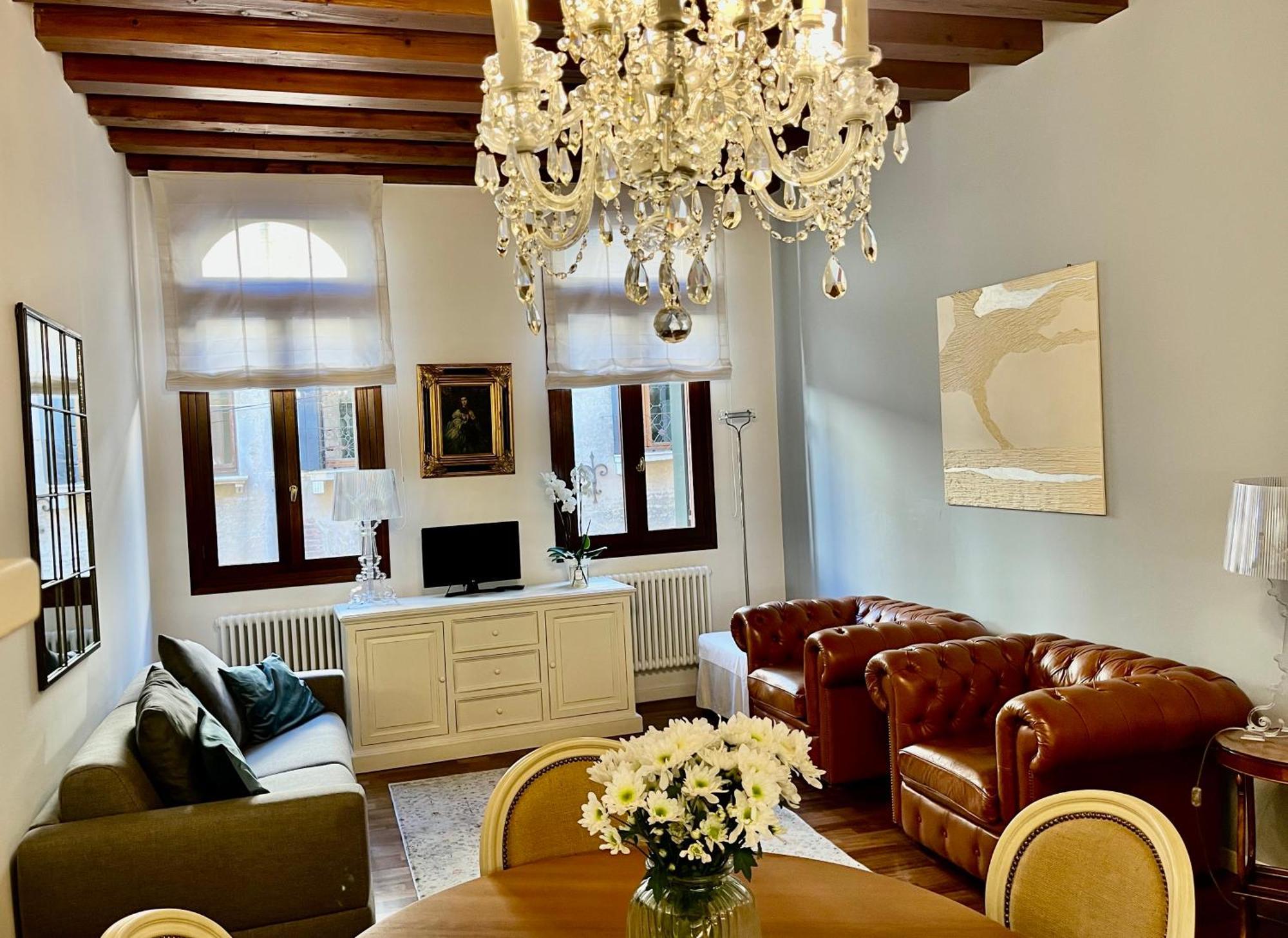 Santa Caterina: Charming Apartment Treviso Esterno foto